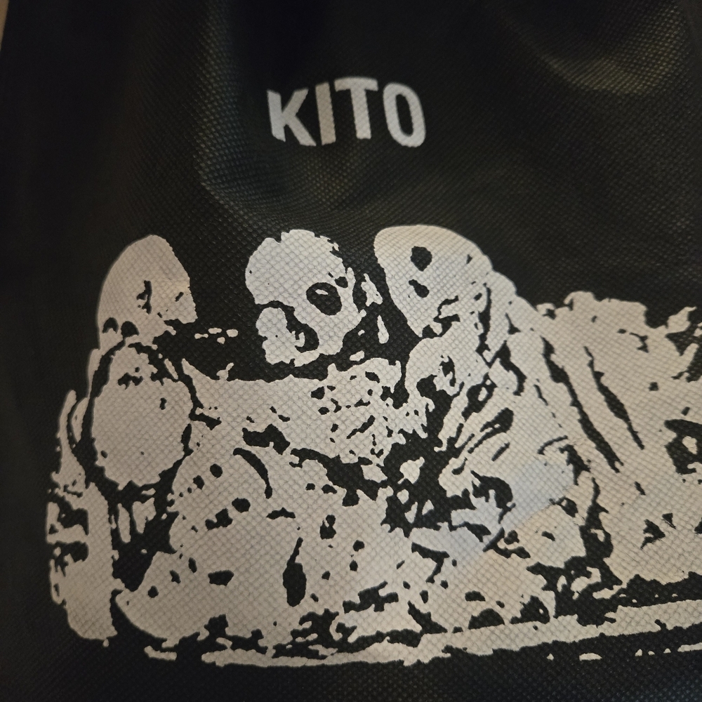 Kito wares Sherpa Catacombs slippers NWOT